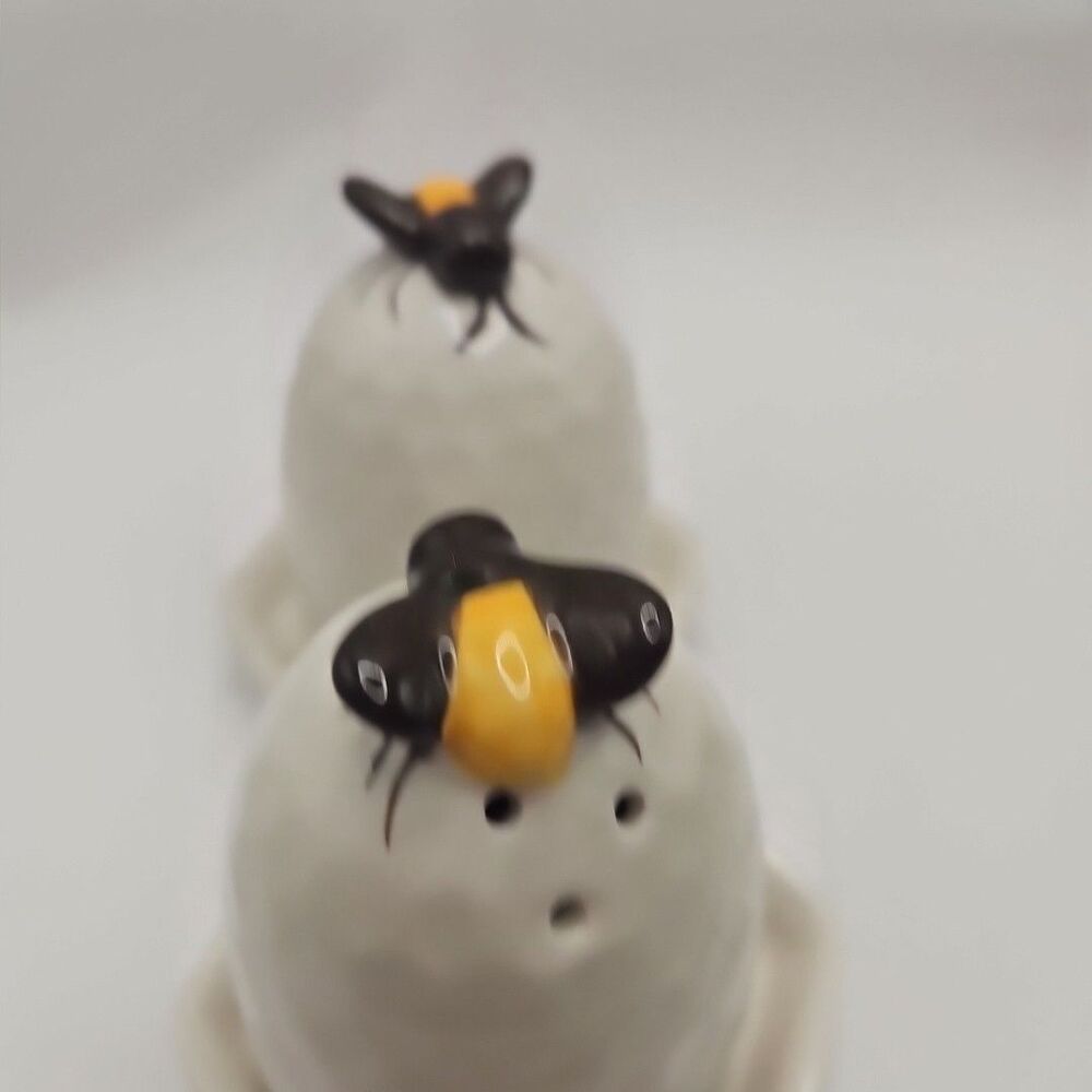 White Ceramic Bee Hive Salt and Pepper Shakers with Honeycomb Tray 3" - Picture 2 of 16